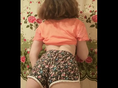❤️ 섹시한 젊은 아기 스트립 떨어져서 그녀의 반바지 에 카메라 ️❌ 포르노 fb ko.pornpk.ru에서 ❌