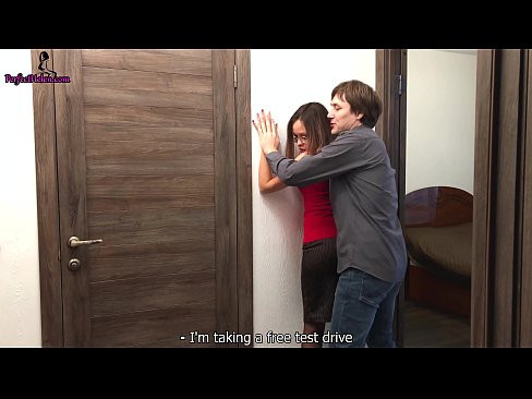 ❤️ 섹시한 부동산 중개인은 그녀의 아파트를 판매하는 동안 그녀의 음부를 관능적으로 경련시키고 잤어요 - krempai ️❌ 포르노 fb ko.pornpk.ru에서 ❌